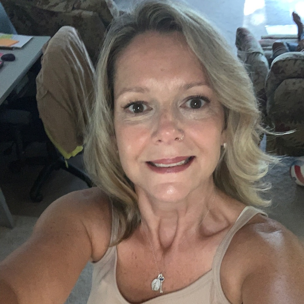 Meet your Posher, Leeanne
